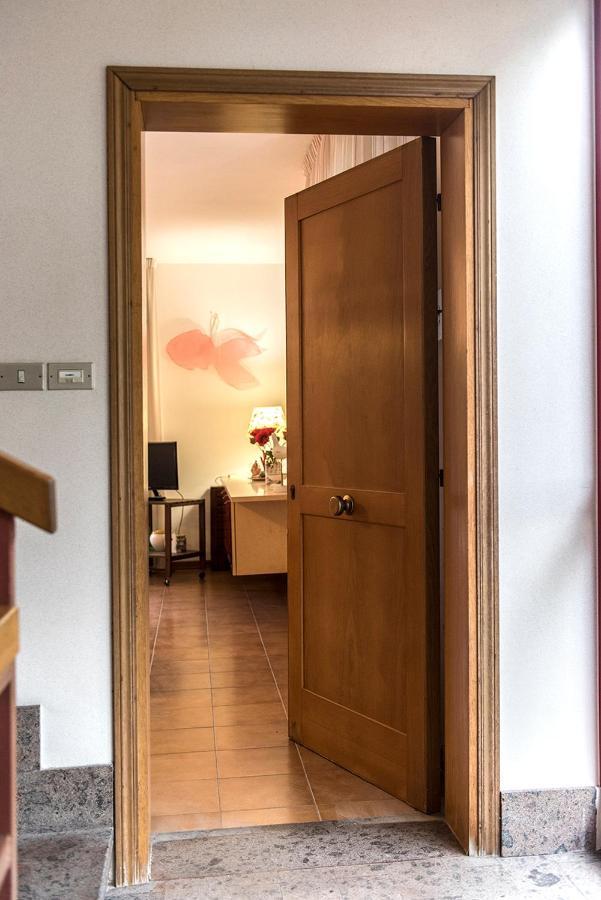 S288 - Sirolo, Ampio Trilocale In Zona Centrale ภายนอก รูปภาพ